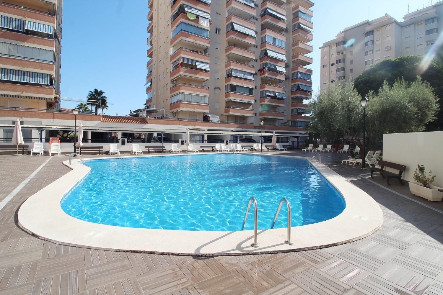 Piscina de Apartamento de alquiler en Oropesa del Mar / Orpesa con Jardín privado y Terraza