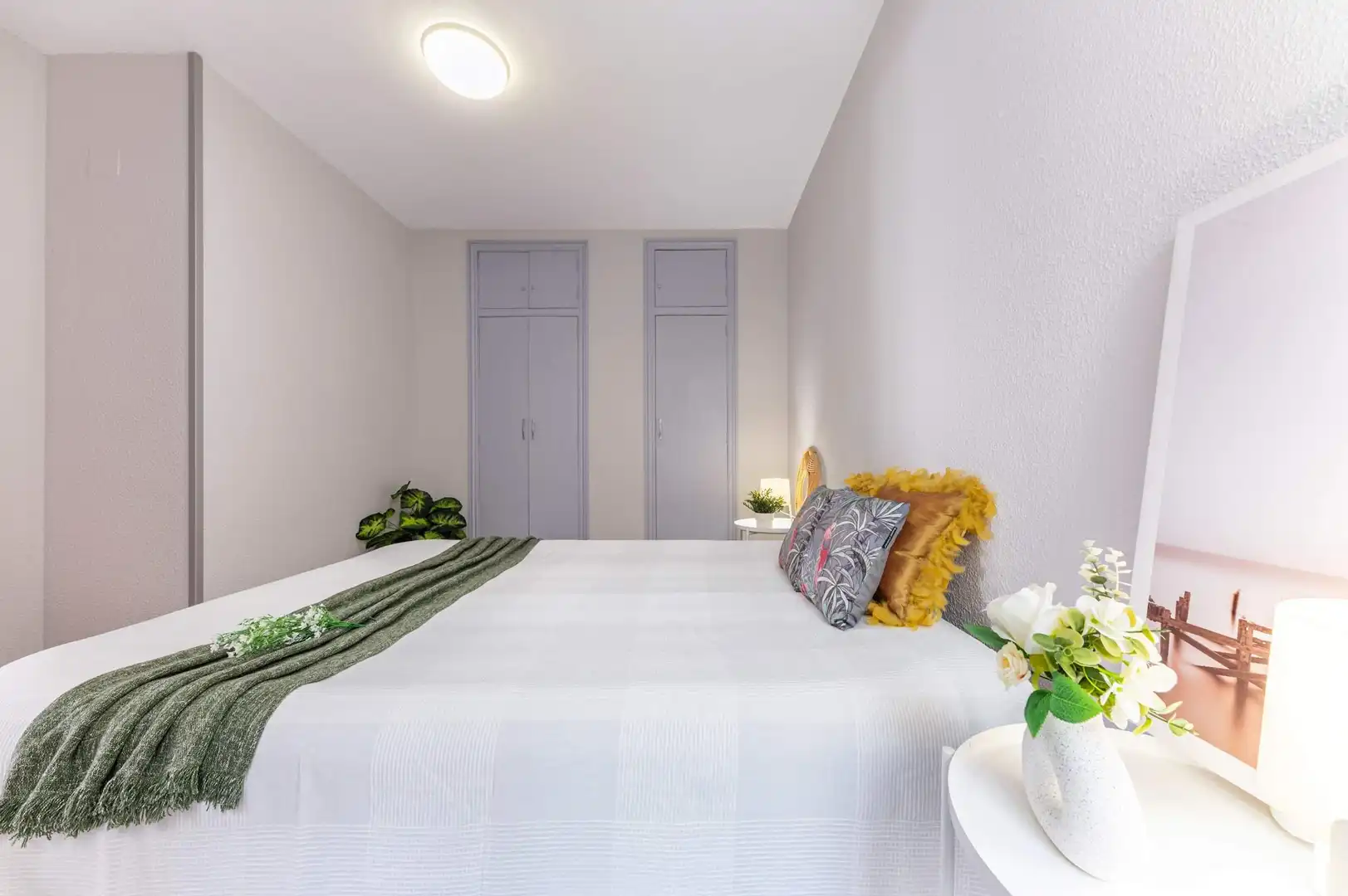 Habitación de Piso en venta en Alicante / Alacant con Terraza, Balcón y Alarma