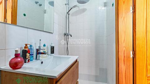 Foto 5 de Casa adosada en venta en Santo Domingo, Almería