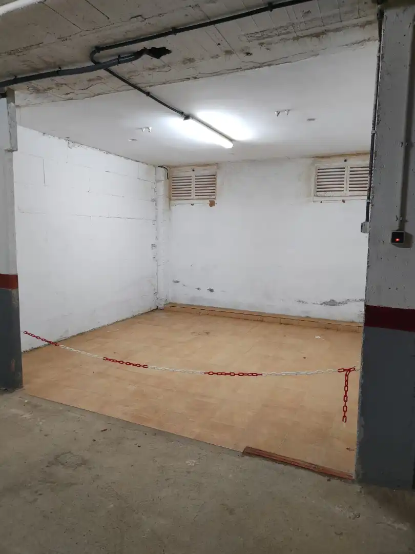 Garaje en venta en L'Estartit