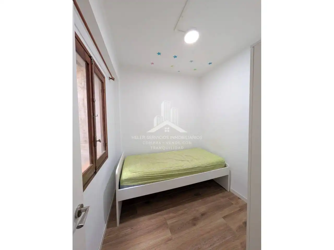 Dormitori de Apartament en venda en Castellón de la Plana / Castelló de la Plana amb Moblat