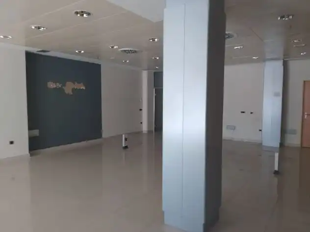 Local comercial en venta en Centro Ciudad, imagen 3