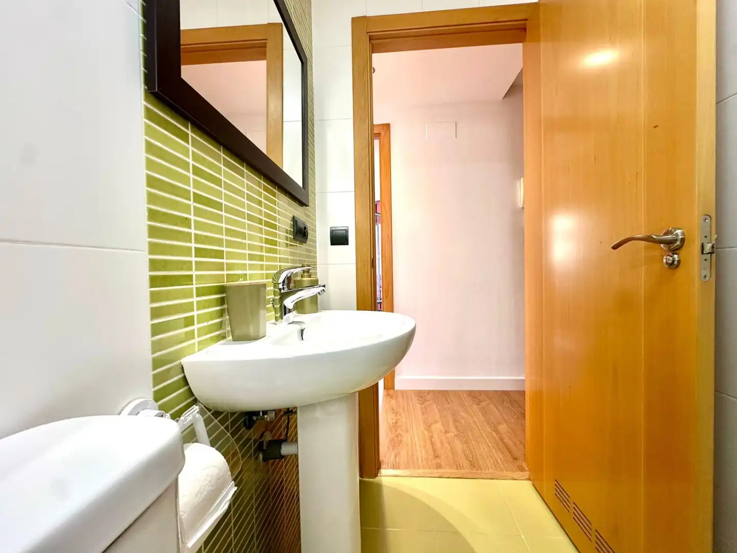 Baño de Piso en venta en Almería con Aire acondicionado, Terraza y Trastero