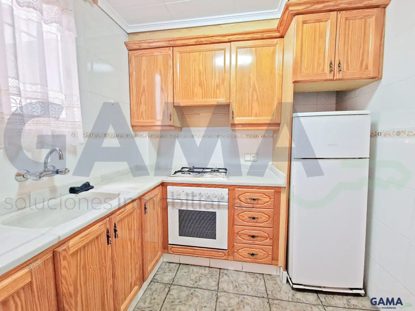 Kitchen of Flat for rent in Carcaixent  with Air Conditioner