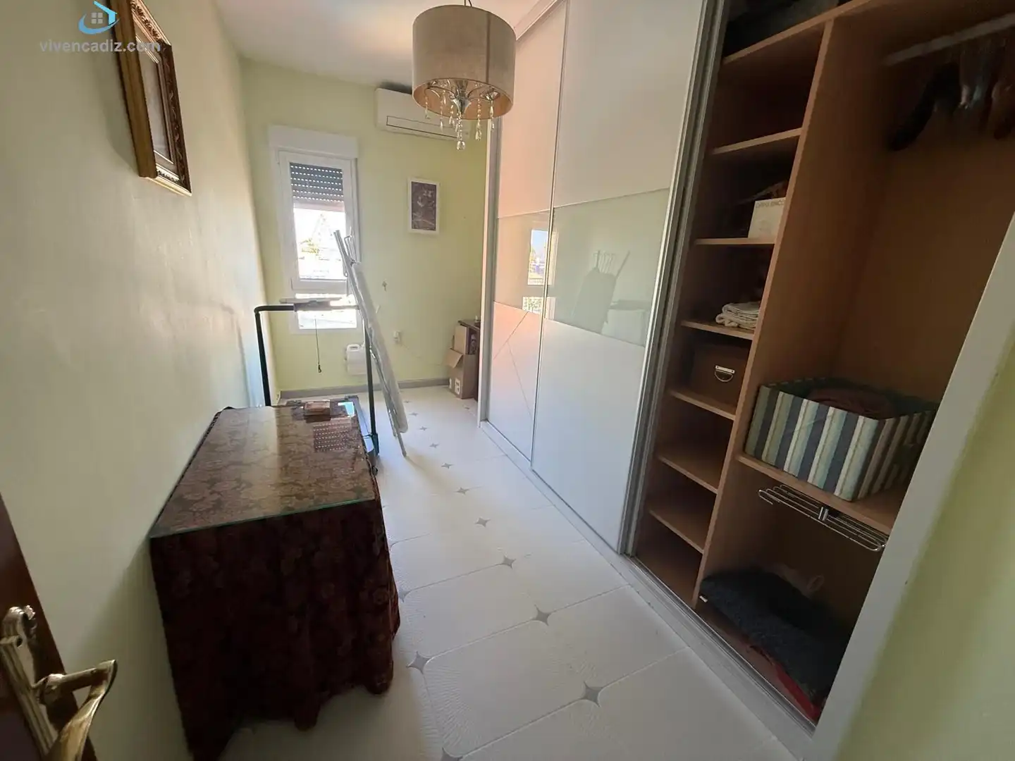 Habitación de Piso en venta en Cádiz