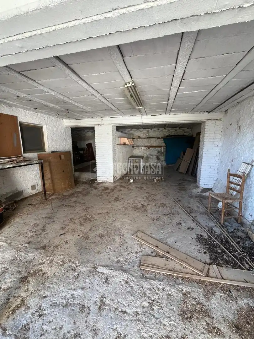 Casa aparellada amb jardí en venda a Pinos Puente, imagen 23