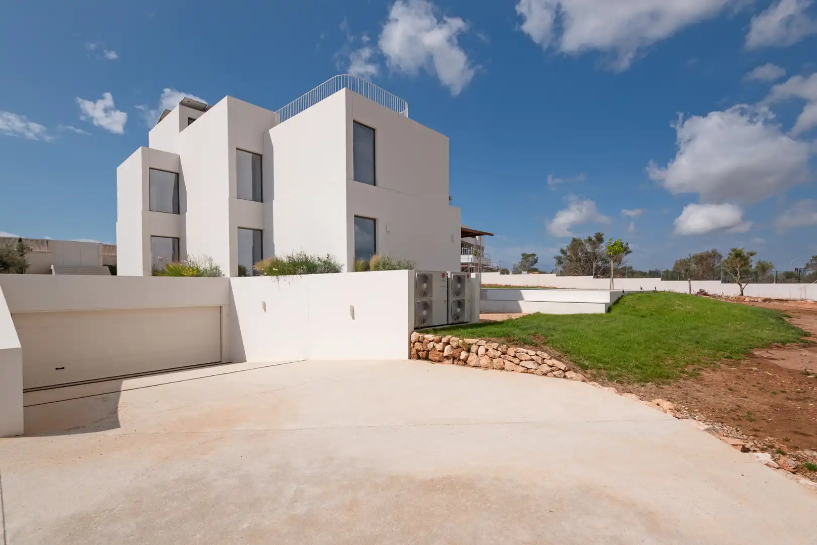Vista exterior de Casa o xalet en venda en  Palma de Mallorca amb Aire condicionat, Calefacció i Jardí privat