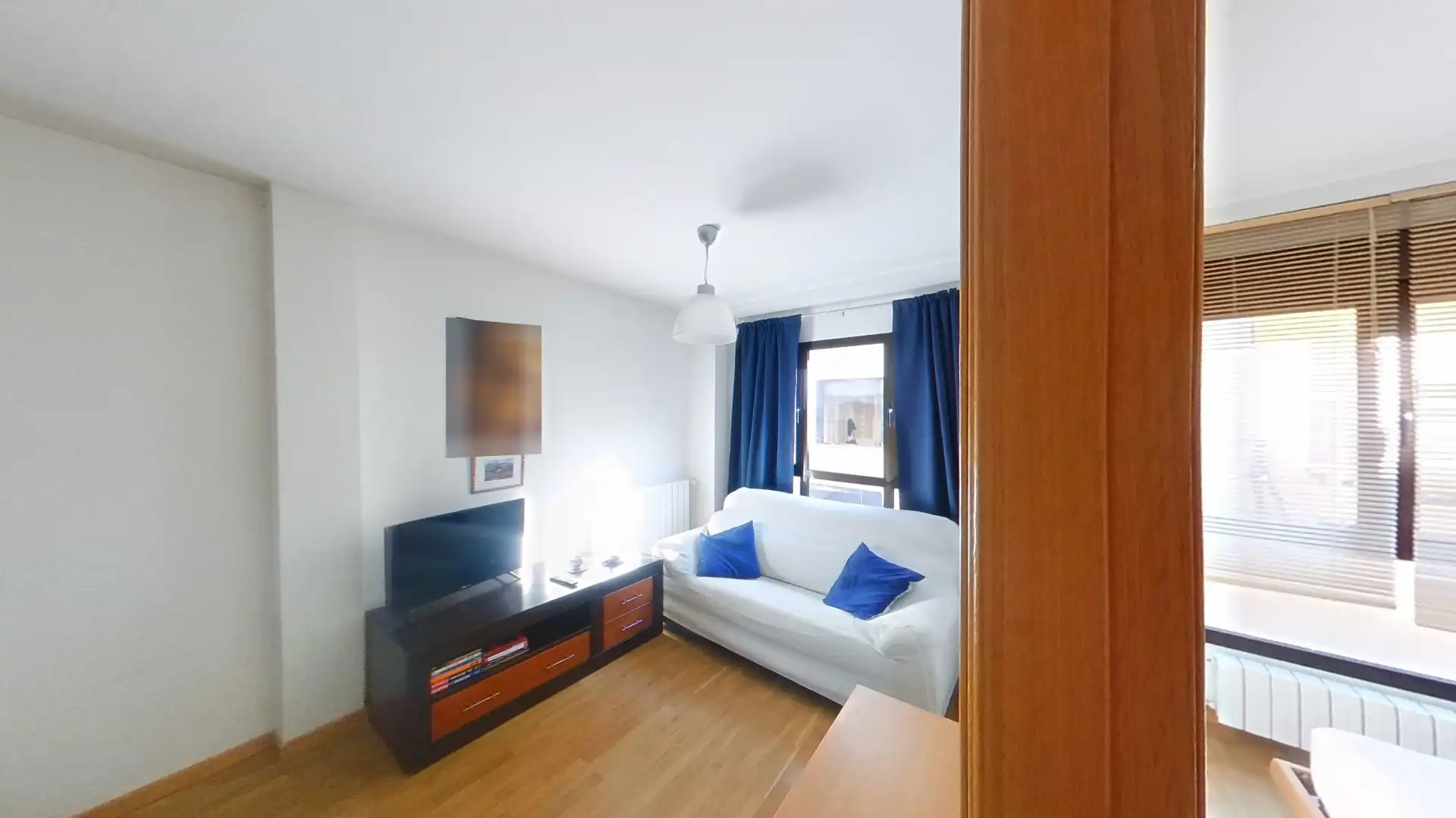 Flat for rent in Calle Azucena, Norte - Universidad