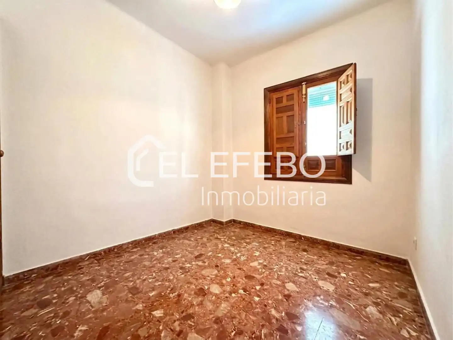 Vista exterior de Casa o chalet en venta en Antequera con Terraza, Trastero y Piscina