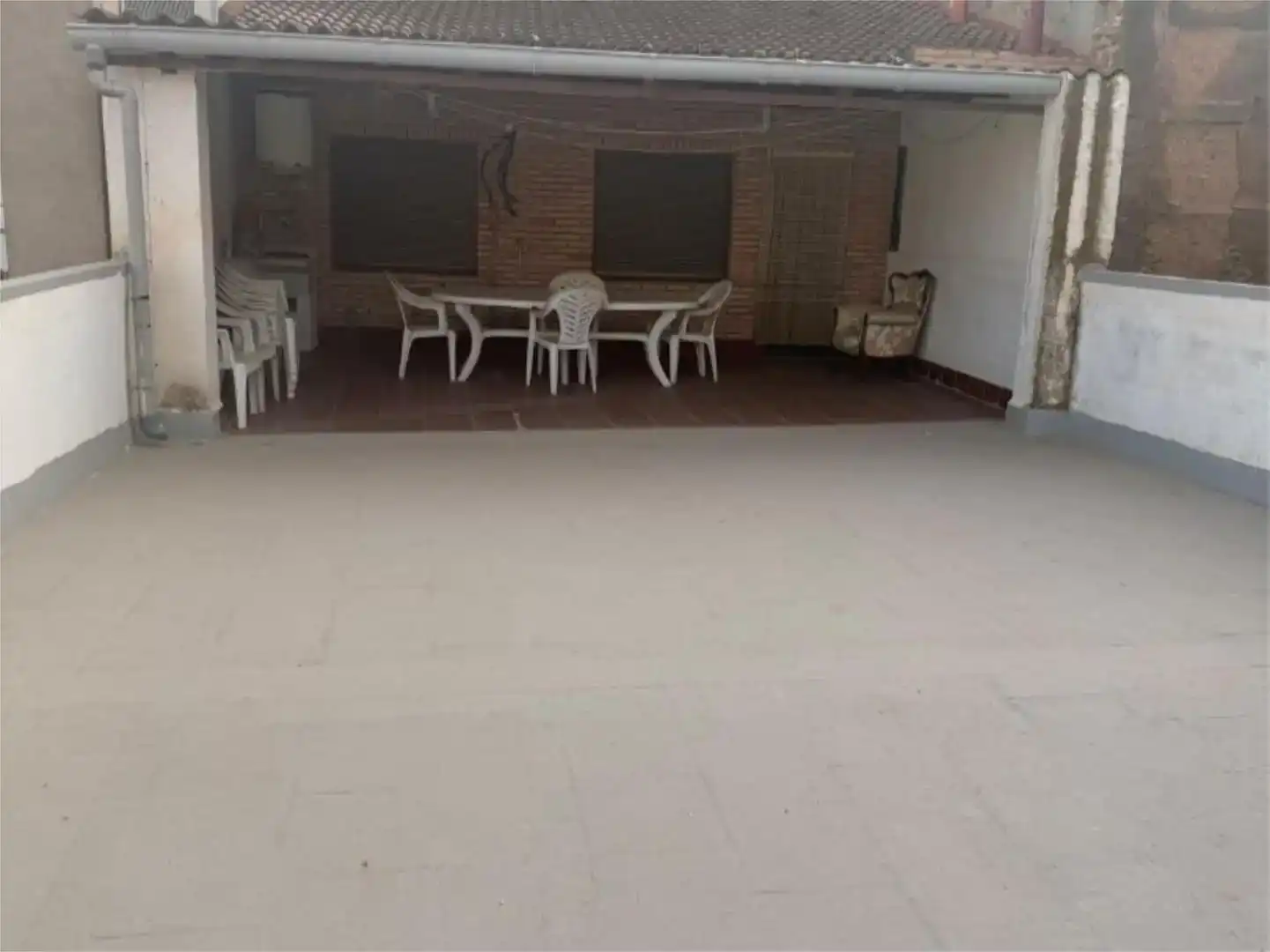 Piso en venta en Escatrón con Aire acondicionado, Amueblado y Balcón