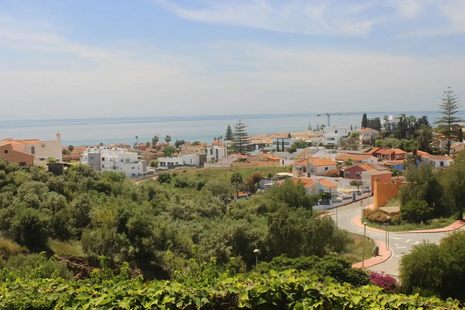 Vista exterior de Casa adosada en venta en Rincón de la Victoria con Aire acondicionado, Calefacción y Jardín privado