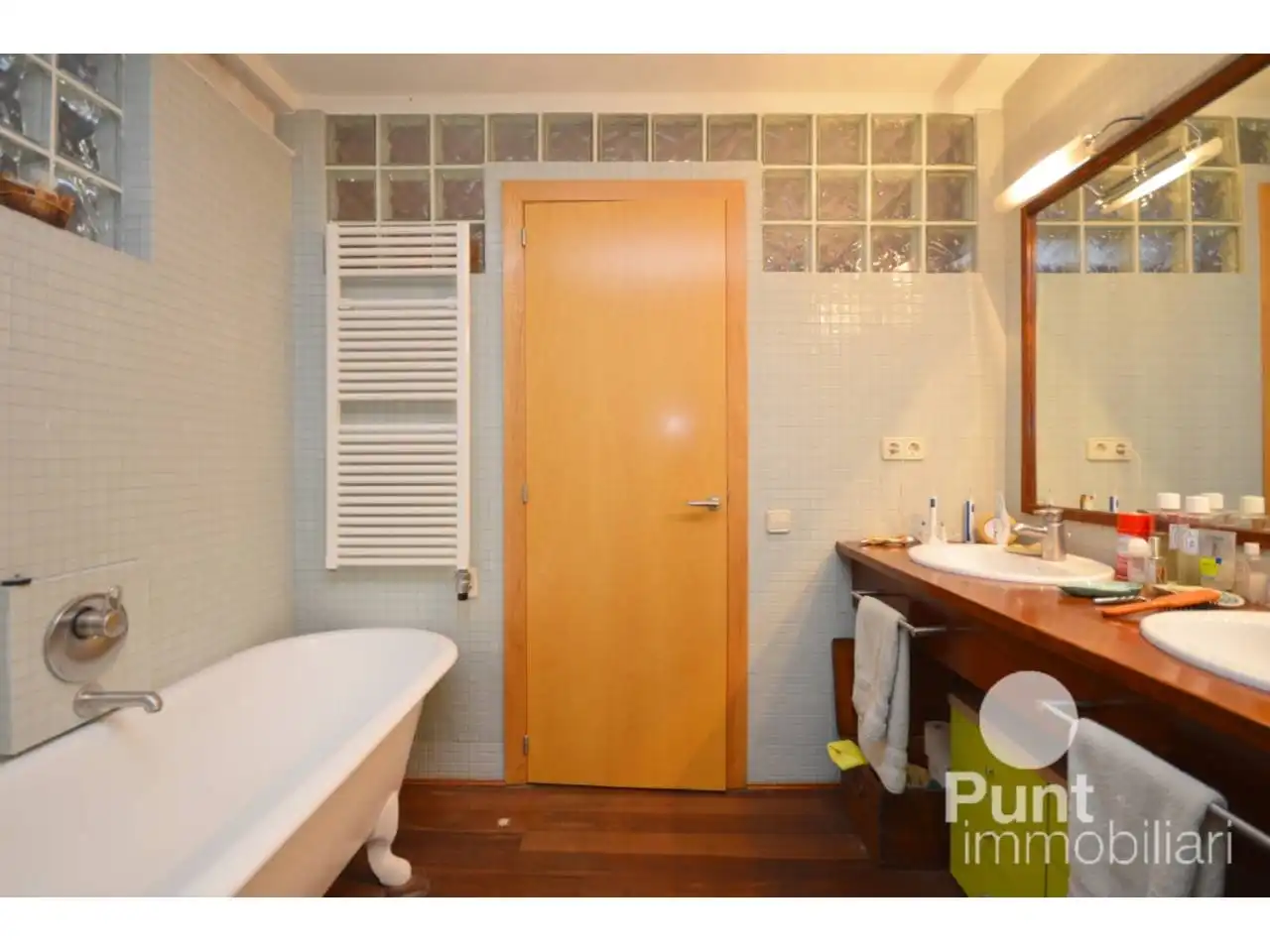 Baño de Casa o chalet en venta en Premià de Dalt con Calefacción, Jardín privado y Parquet