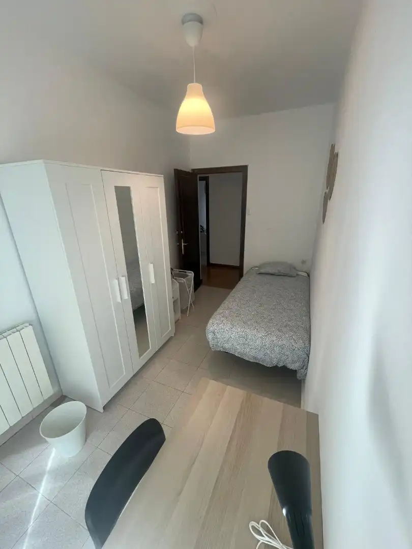 Habitación de Piso en venta en Zaragoza con Aire acondicionado, Calefacción y Trastero