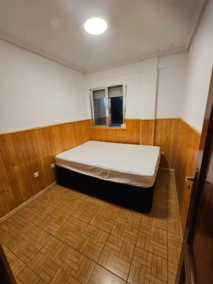 Bedroom of Flat for rent in Parla  with Furnished, Oven and Washing machine