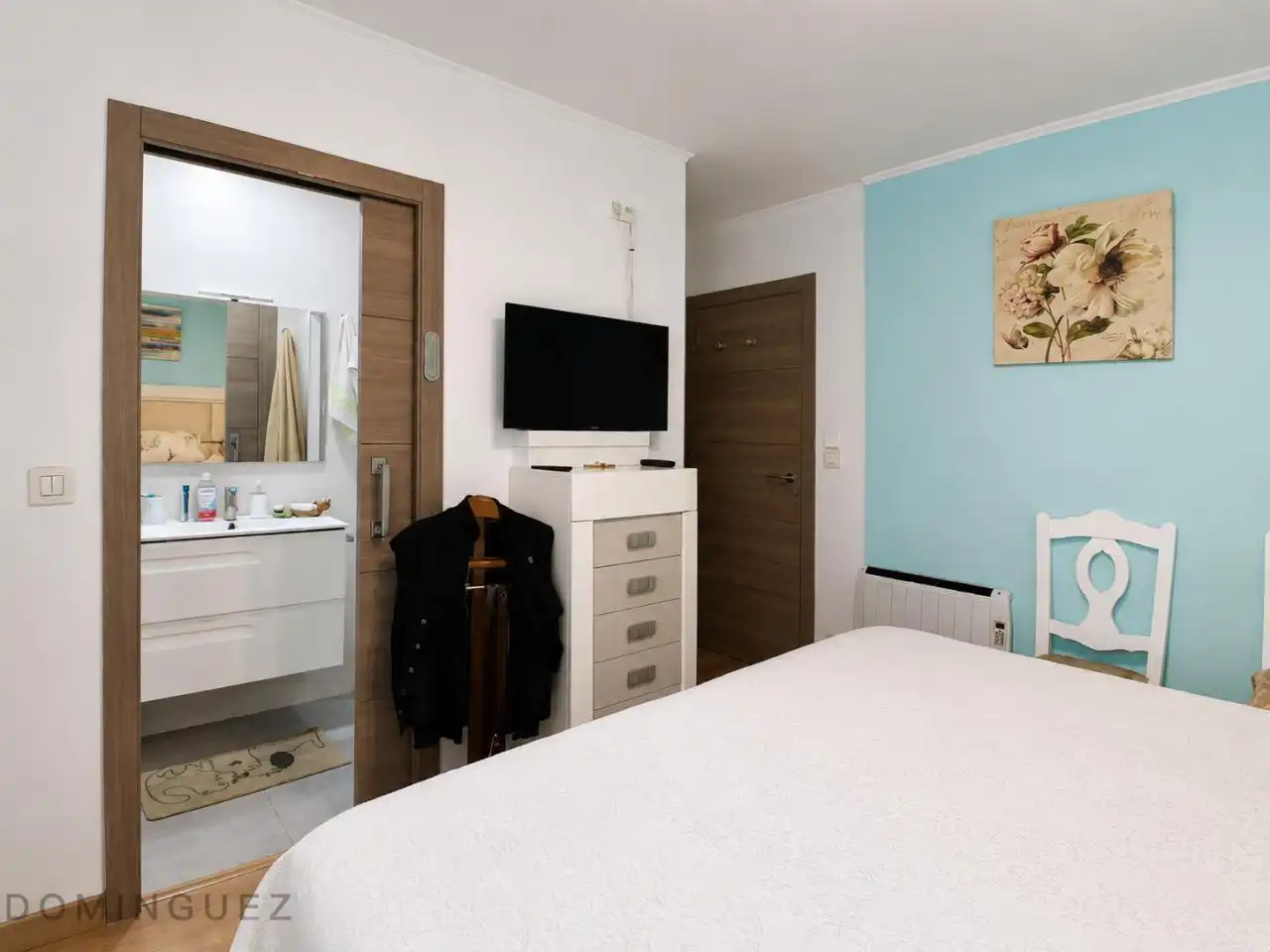 Habitación de Planta baja en venta en Vigo  con Calefacción y Amueblado
