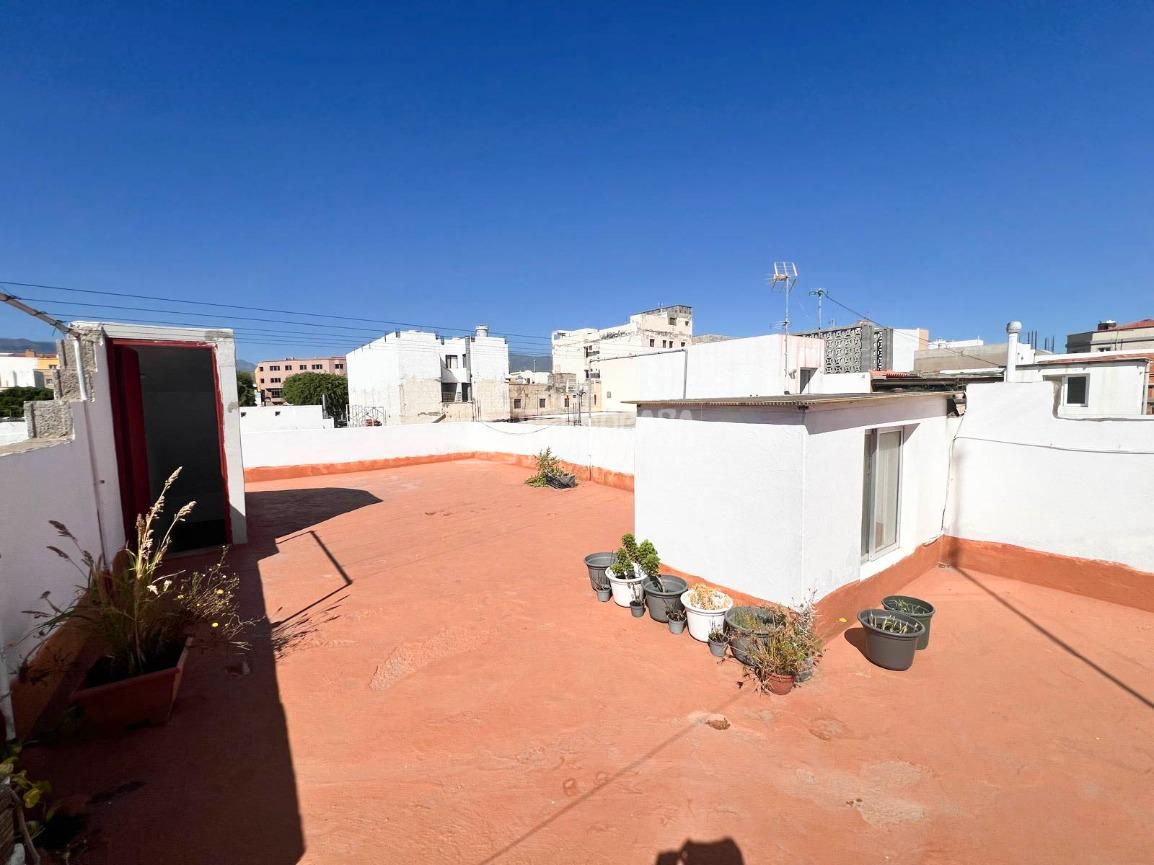 Exterior view of Single-family semi-detached for sale in Santa Lucía de Tirajana  with Terrace