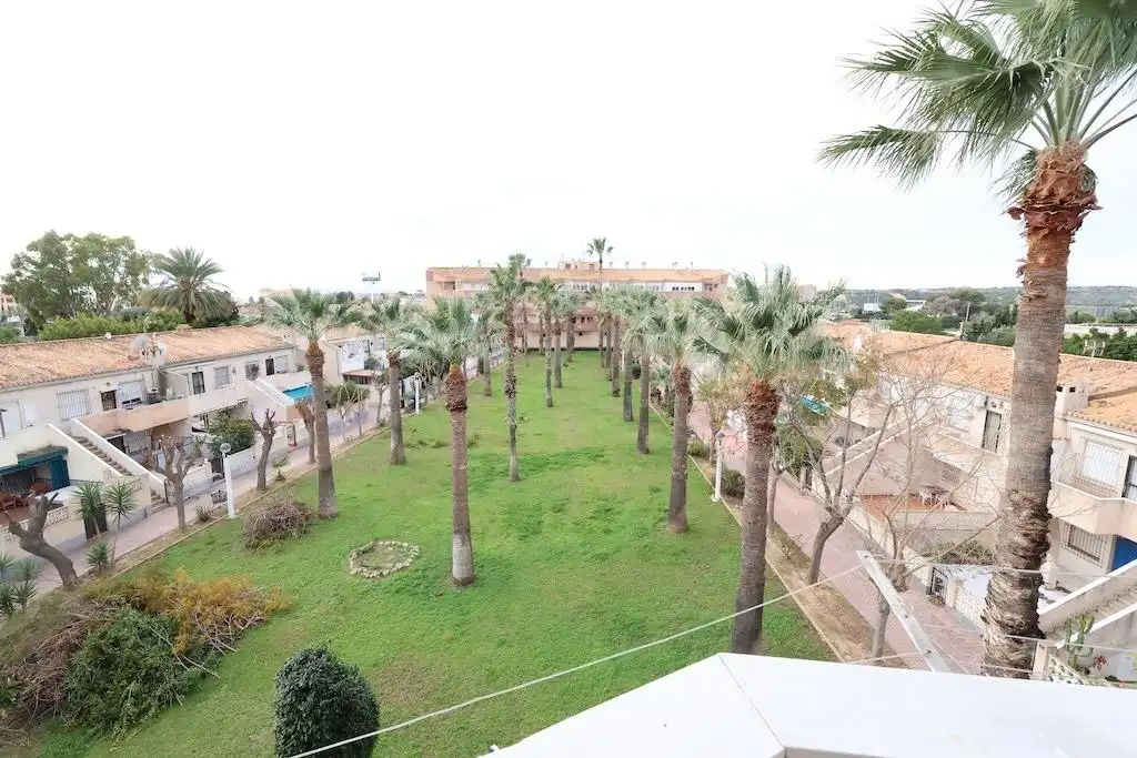 Apartment with lift for sale in Calle ISLA MENORCA-REGIA, imagen 8