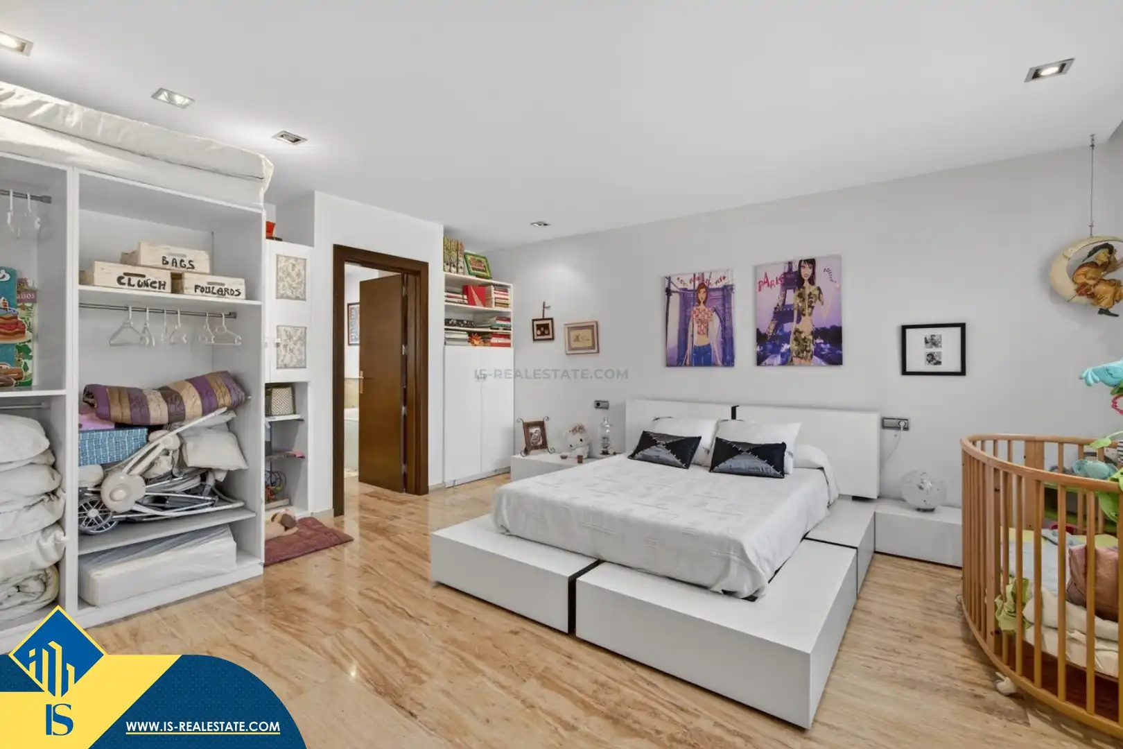 Habitación de Casa o chalet en venta en Elche / Elx con Terraza, Piscina y Amueblado
