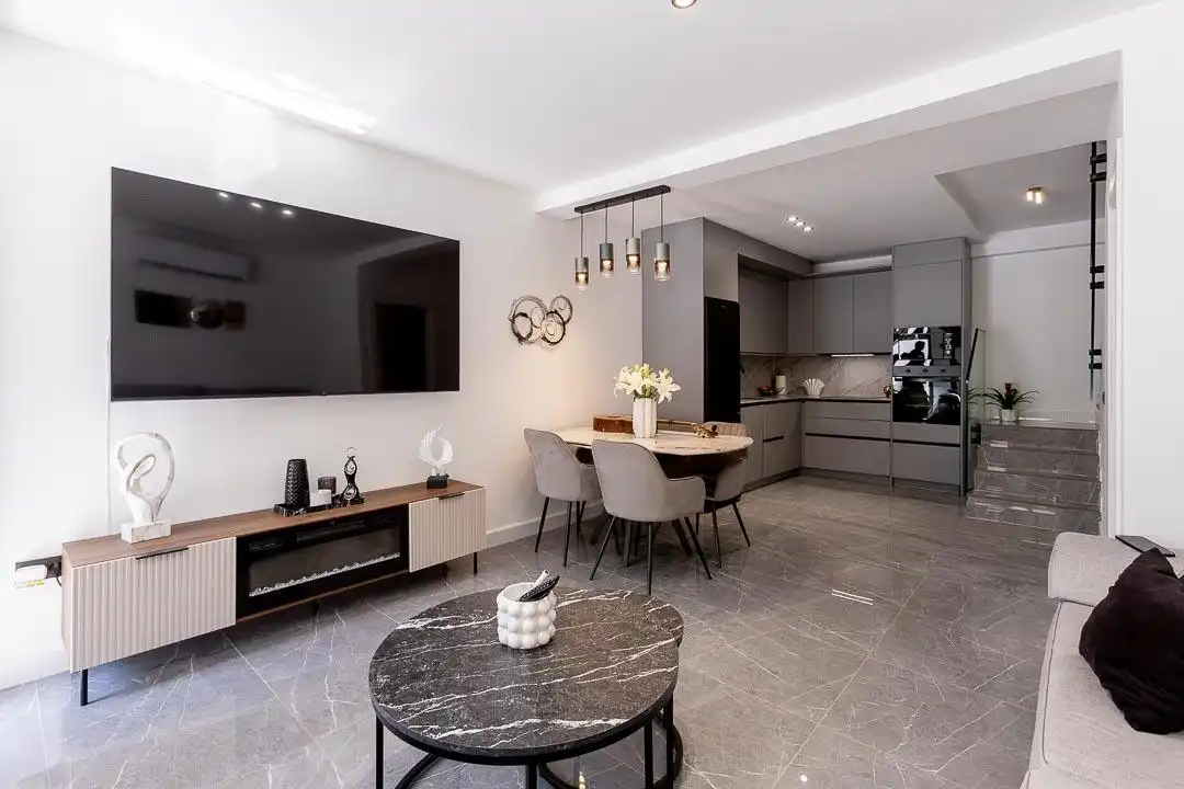 Sala de estar de Casa adosada en venta en Málaga con Aire acondicionado, Terraza y Amueblado
