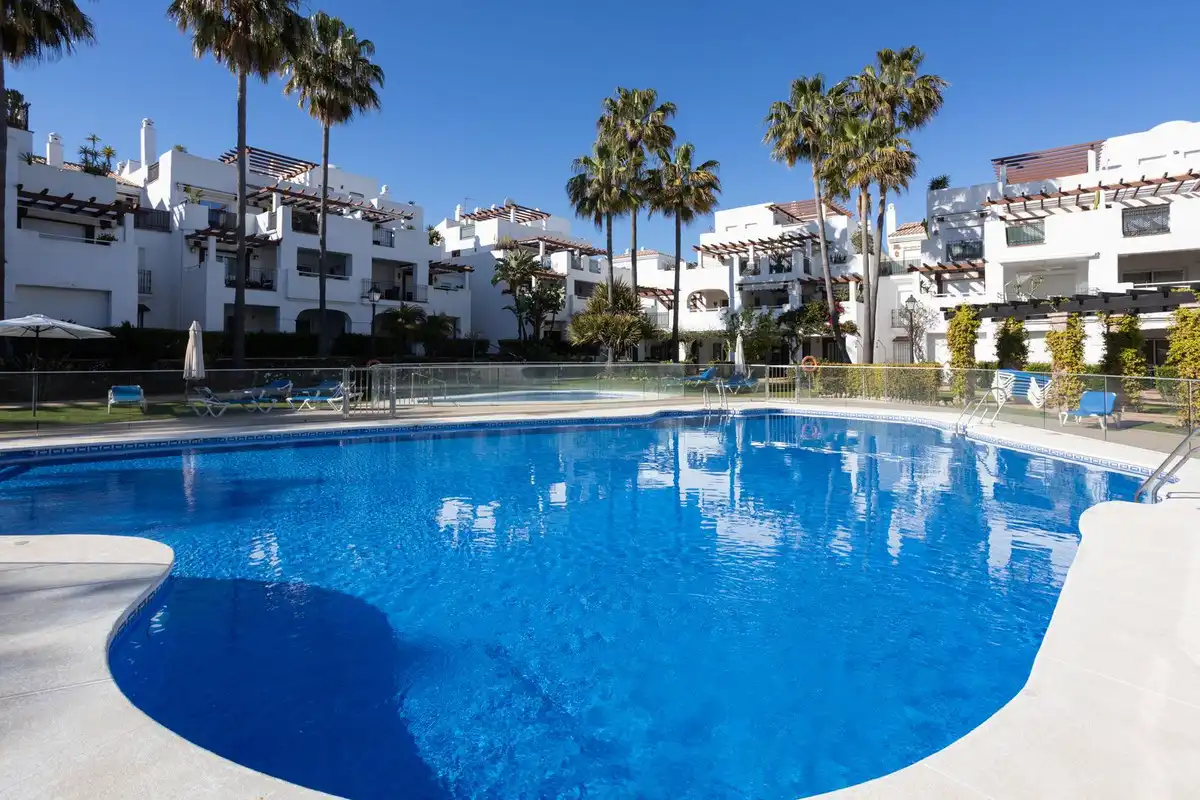 Wohnung mit Aufzug zum Verkauf in San Pedro de Alcántara, imagen 2