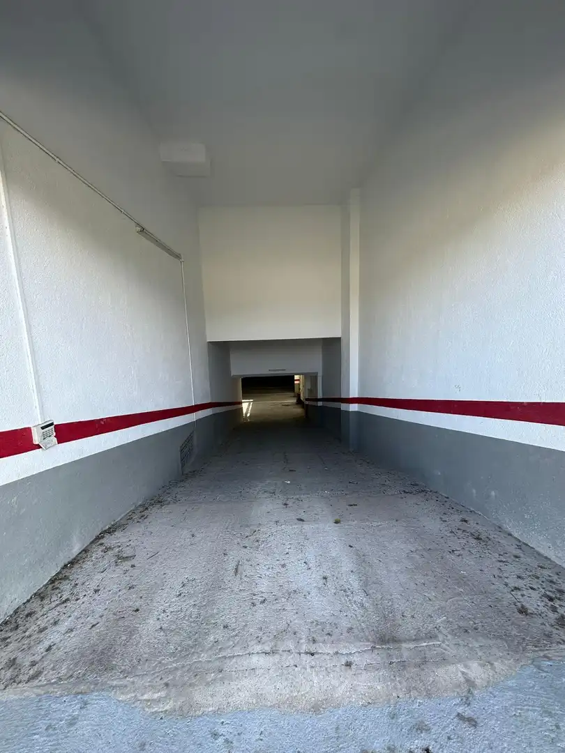 Einzelparkplatz zum Verkauf in Avenida TARONGERS, imagen 7