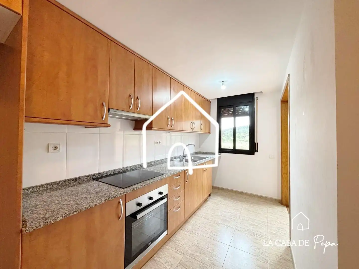 Cocina de Ático en venta en Begues con Calefacción, Parquet y Balcón