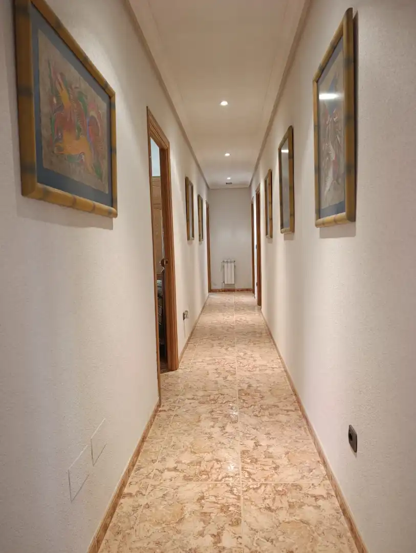 Houses for sale in Buendía  with Air Conditioner, Heating and Private garden