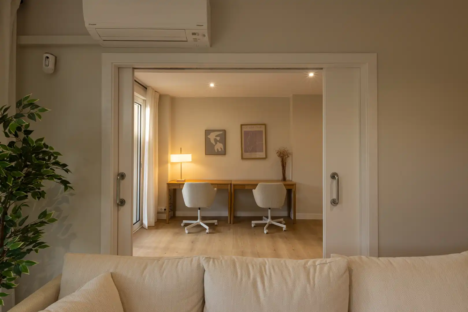 Wohnzimmer von Wohnung zum Verkauf in Badalona mit Klimaanlage, Heizung und Privatgarten