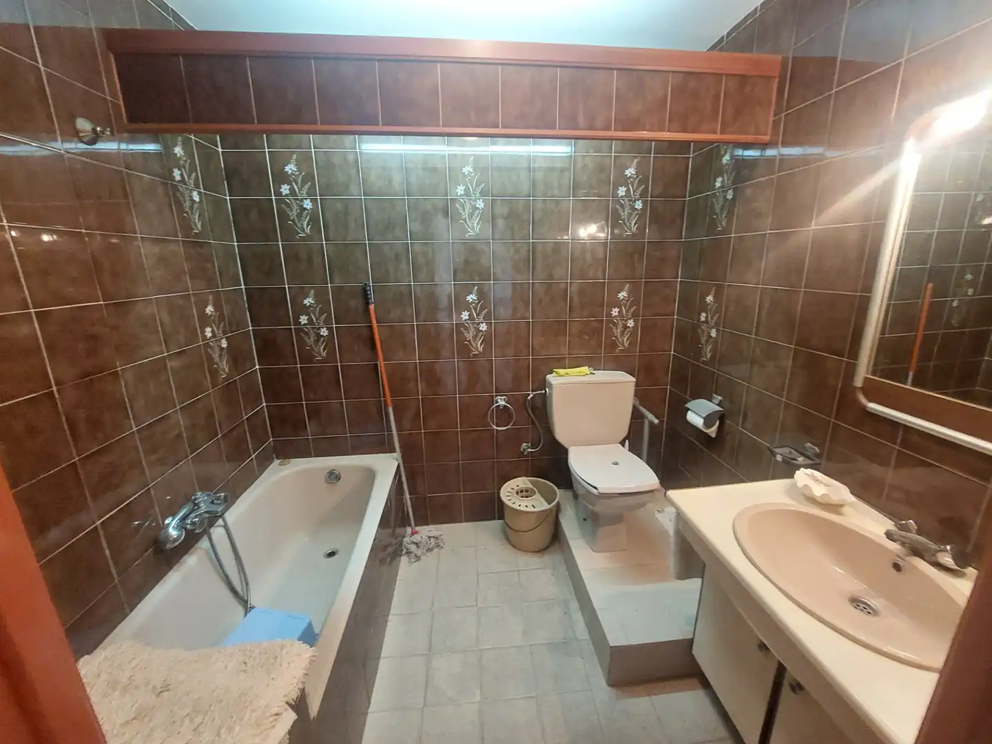 Baño de Apartamento en venta en Salou con Terraza, Amueblado y Piscina comunitaria