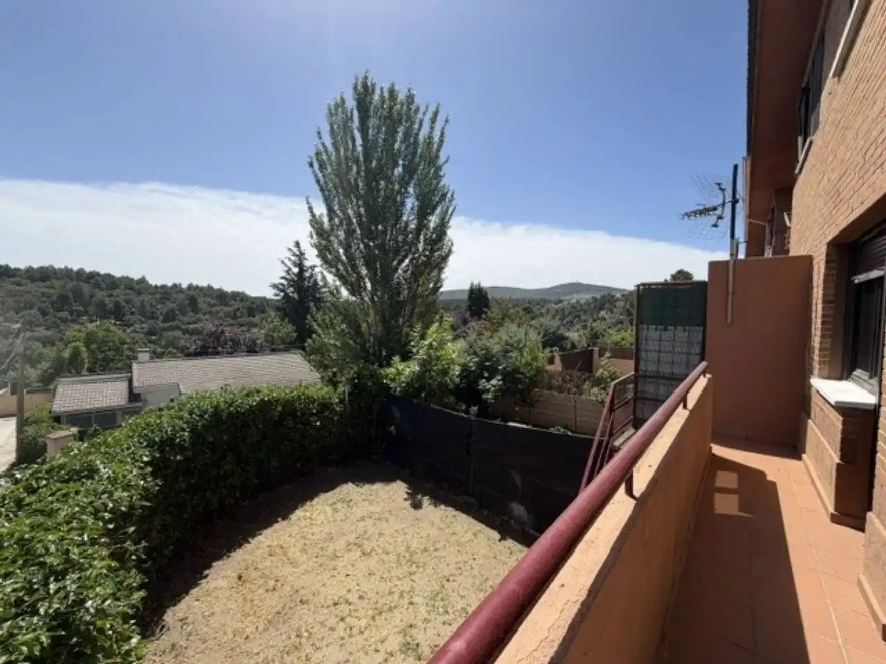 Jardí de Casa adosada de lloguer en Buitrago del Lozoya amb Calefacció, Jardí privat i Terrassa