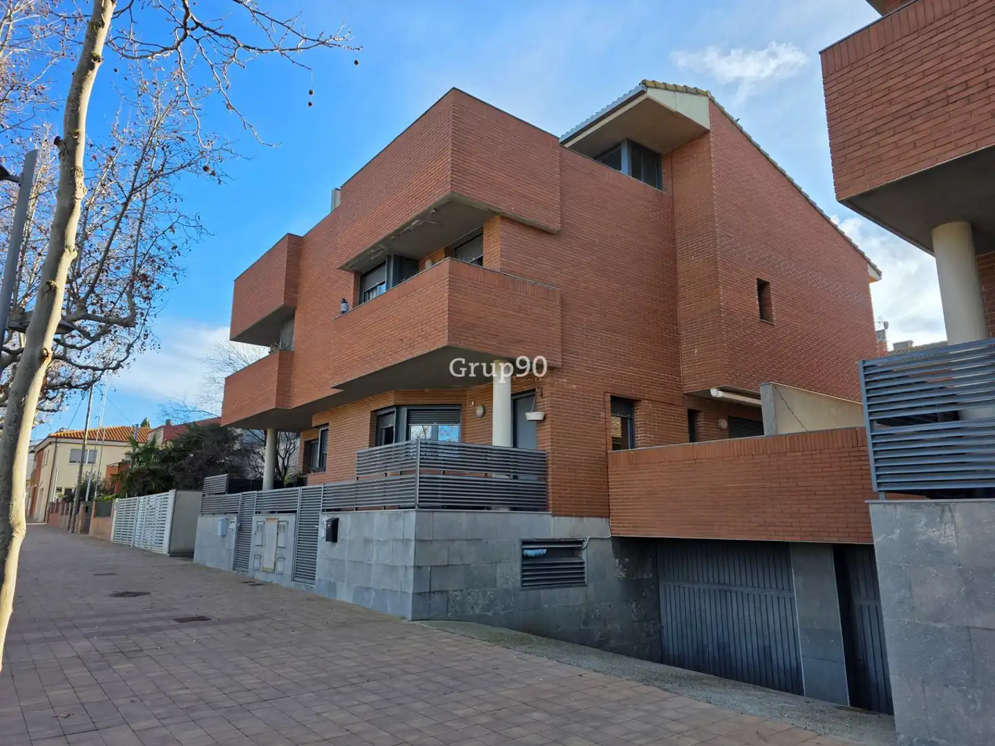 Vista exterior de Casa adosada en venda en Lleida amb Calefacció, Terrassa i Balcó