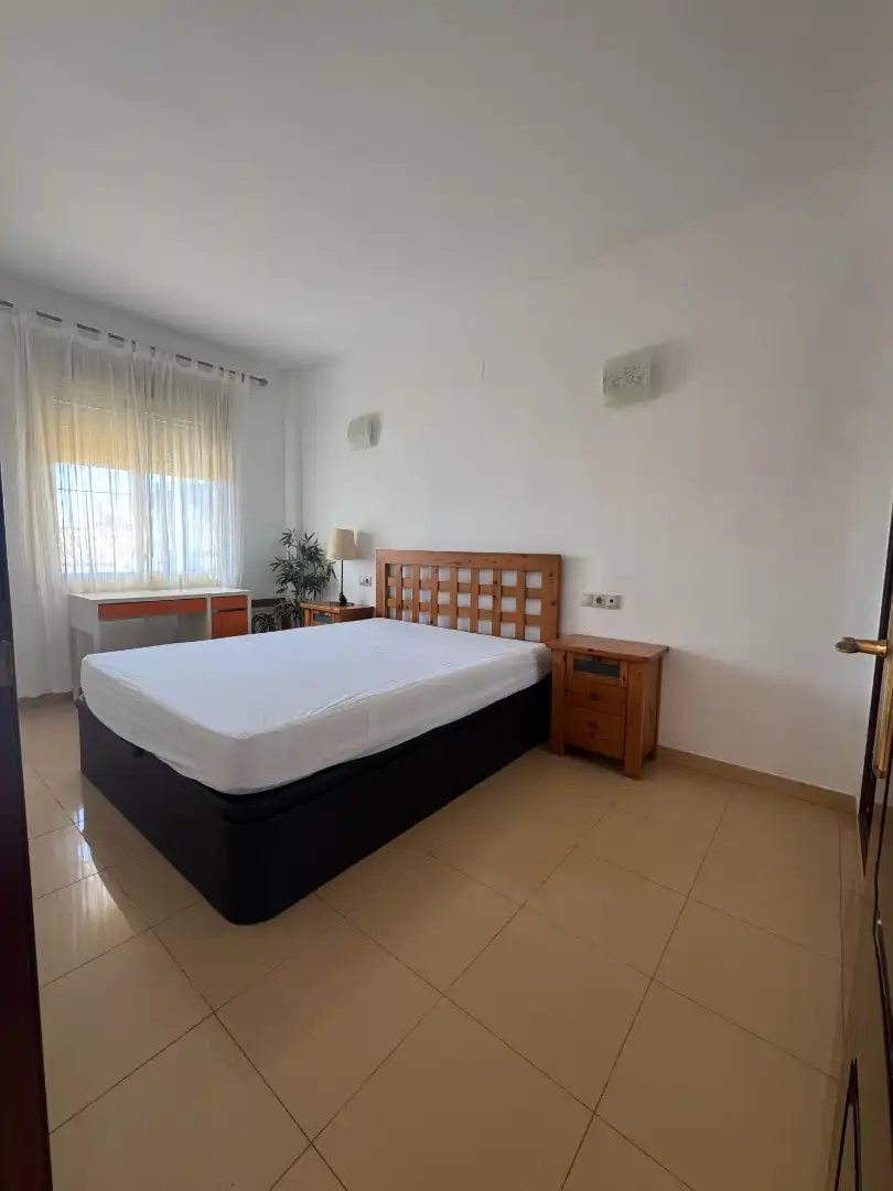 Habitación de Piso de alquiler en Benalmádena con Aire acondicionado, Calefacción y Terraza