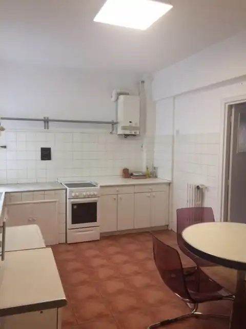 Cuina de Pis de lloguer en Bilbao  amb Calefacció i Microones