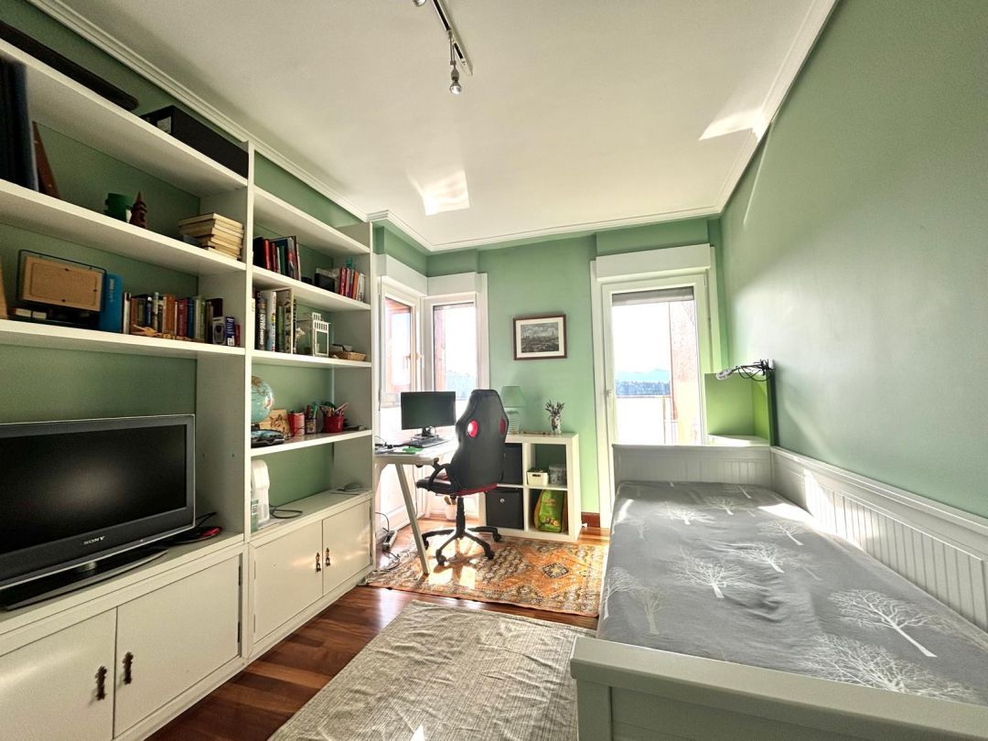 Habitación de Piso en venta en Sopelana con Calefacción, Terraza y Trastero