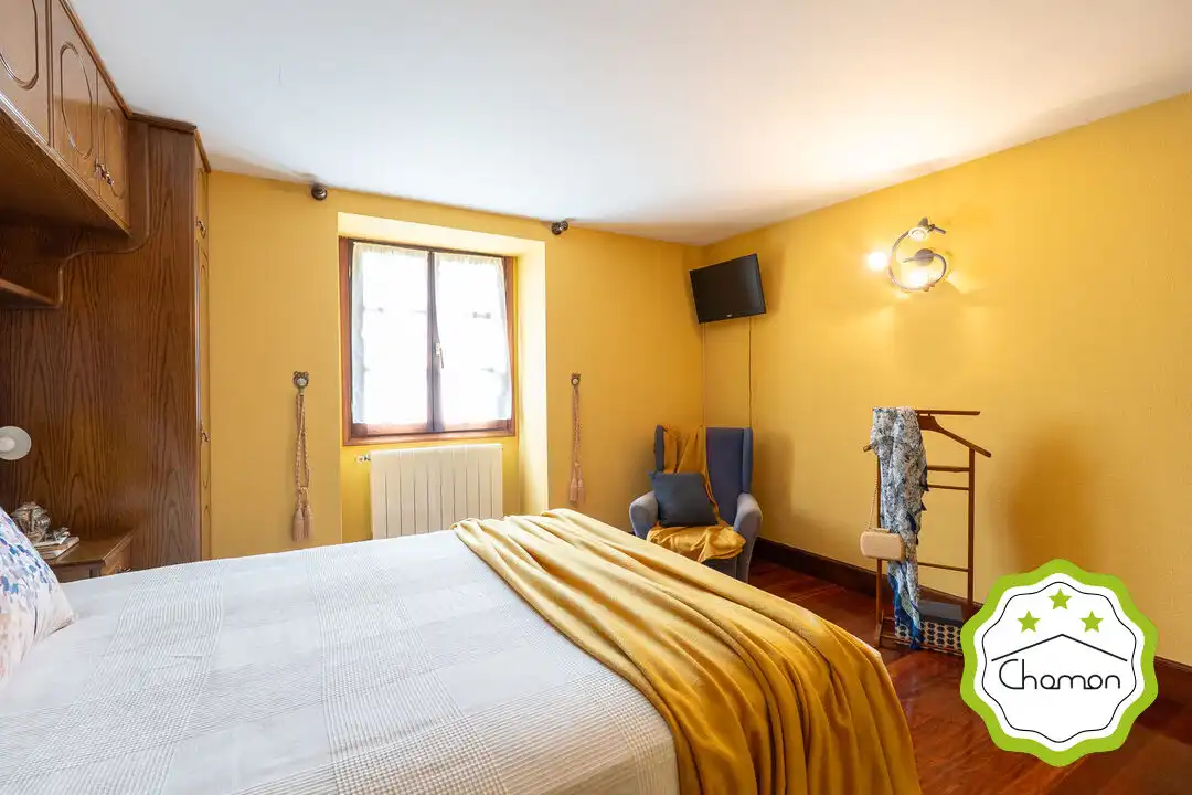 Schlafzimmer von Country house zum Verkauf in Aulesti mit Heizung und Abstellraum