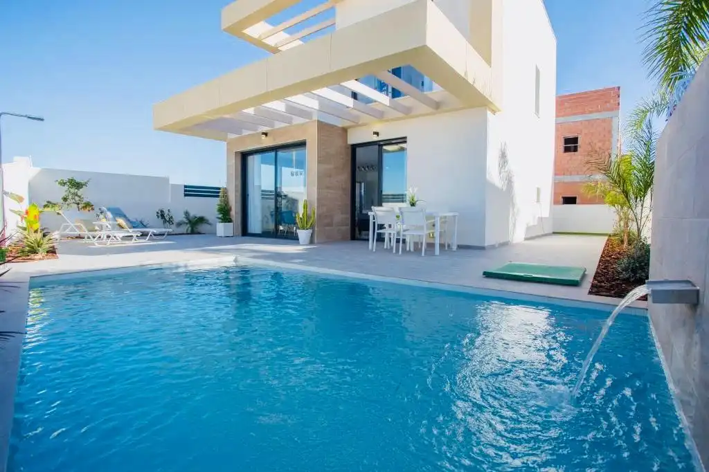 Piscina de Casa o xalet en venda en Los Montesinos amb Jardí privat, Terrassa i Piscina