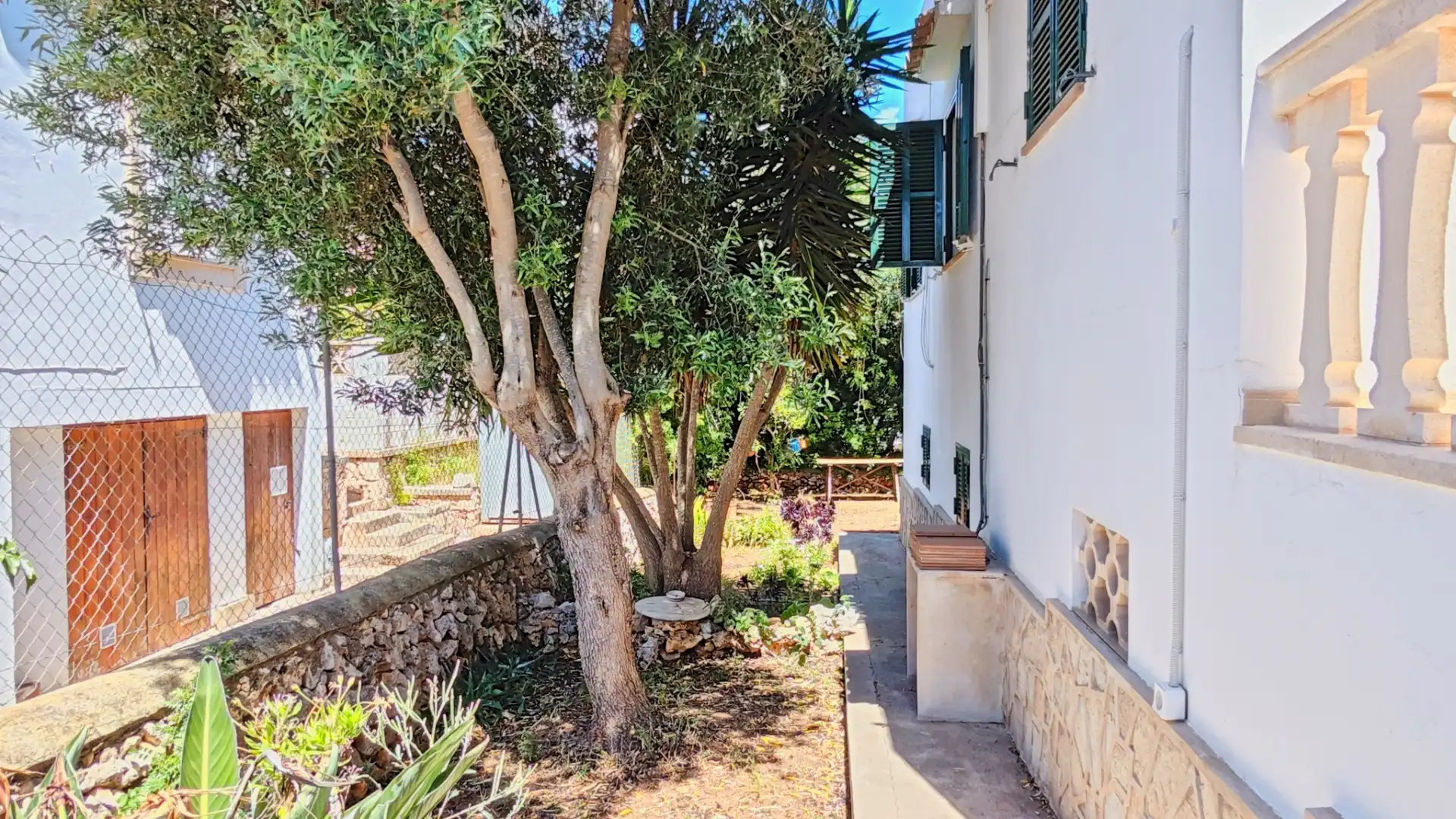 Vista exterior de Casa o xalet en venda en Felanitx amb Aire condicionat, Jardí privat i Terrassa