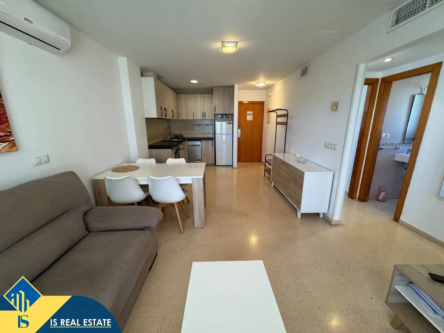 Apartamento con piscina en venta en Puerto Deportivo, imagen 5