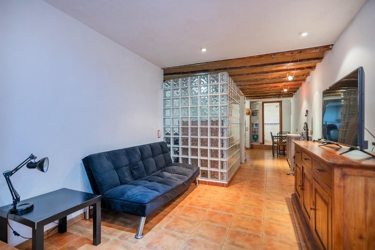 Planta baja for sale in Carrer PORTAL NOU, Sant Pere, Sta. Caterina i la Ribera