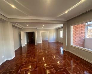 Living room of Flat to rent in  Madrid Capital  with Air Conditioner and Terrace