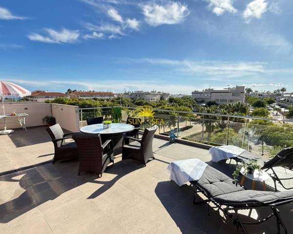 Piso en Alquiler en Pueblo Latino