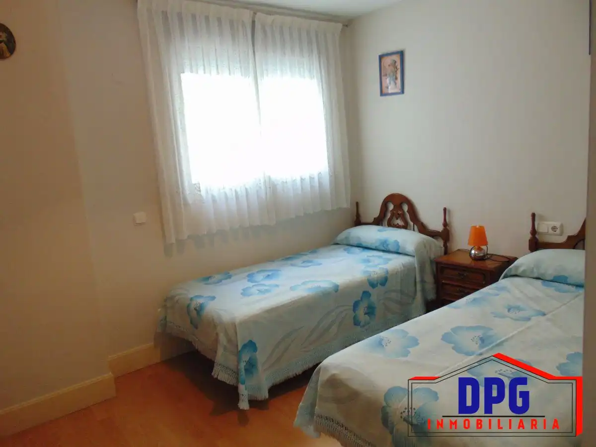 Habitación de Apartamento en venta en Garrucha con Aire acondicionado, Terraza y Amueblado