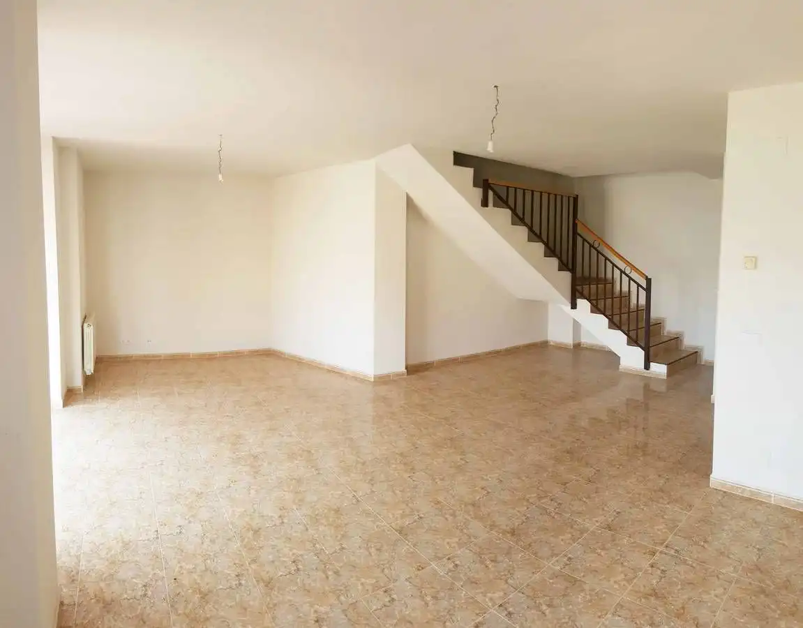 Dúplex de alquiler en Medina de Rioseco con Calefacción y Balcón