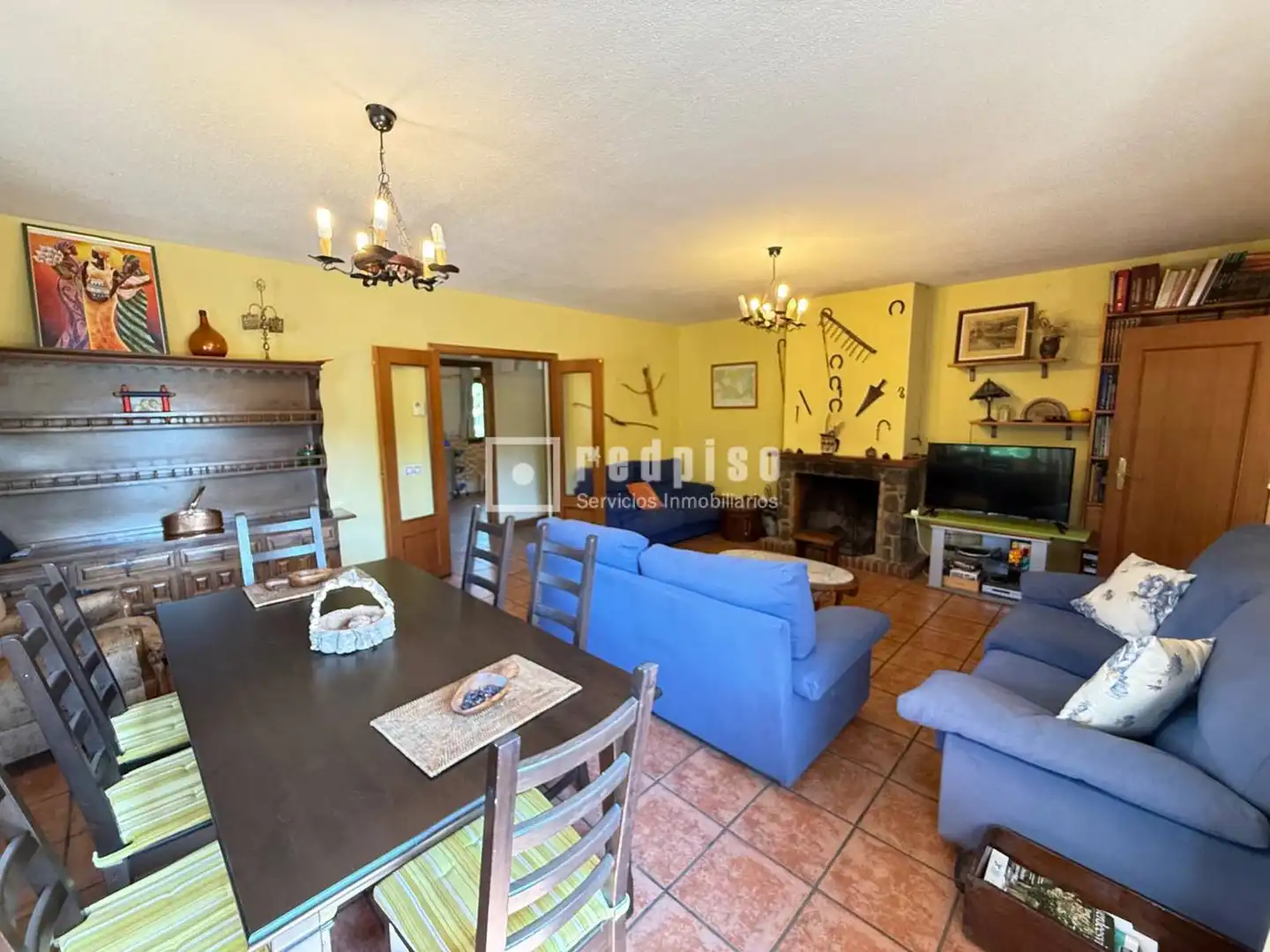 Living room of Houses for sale in Valdemorillo  with Heating, Private garden and Terrace