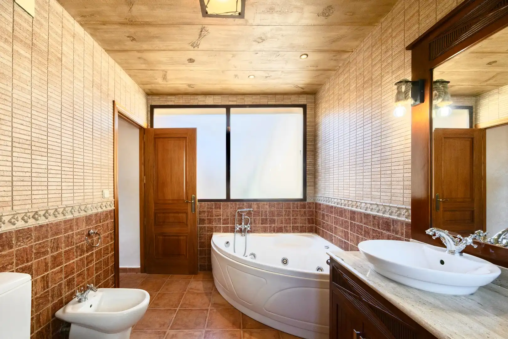 Baño de Casa o chalet en venta en Toledo con Aire acondicionado, Calefacción y Jardín privado