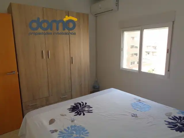 Habitación de Piso para compartir en Almería con Aire acondicionado, Amueblado y Horno