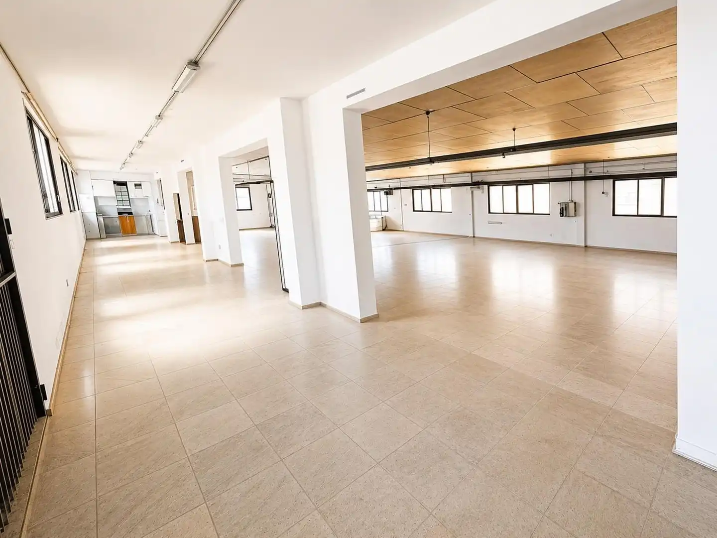 Industrial buildings for sale in Almansa