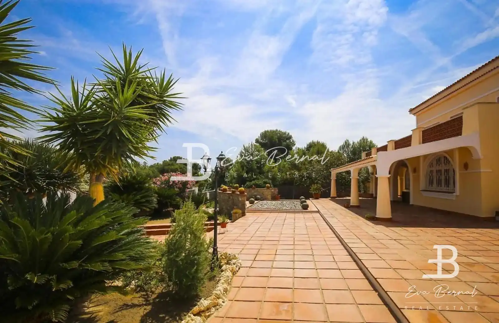 Vista exterior de Finca rústica en venda en Salou amb Aire condicionat, Calefacció i Jardí privat