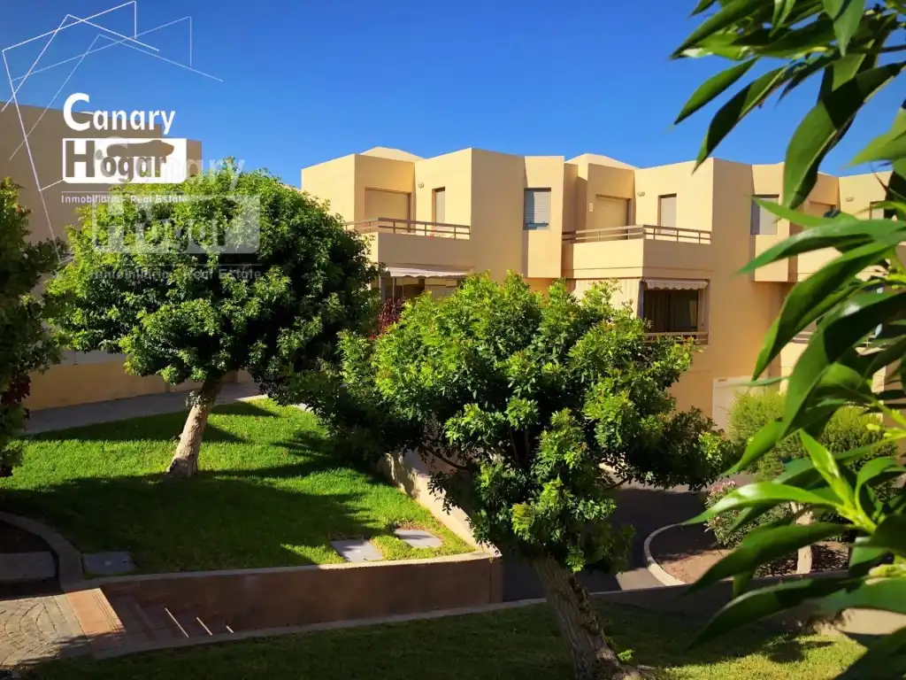 Exterior view of Houses for sale in Granadilla de Abona  with Air Conditioner, Heating and Private garden
