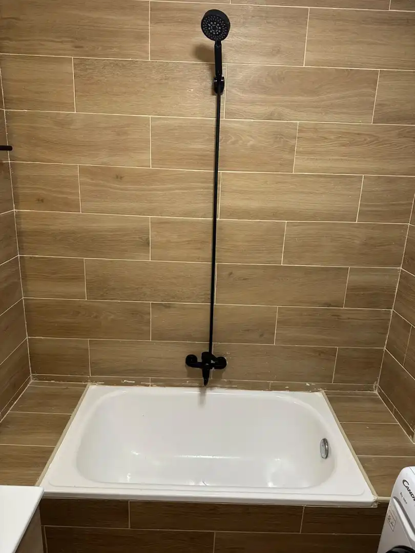 Badezimmer von Wohnung zur Miete in Cenicero mit Heizung und Terrasse